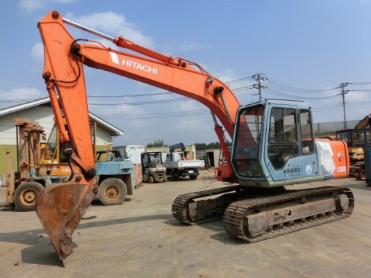 ขายด่วน HITACHI EX120-3  นำเข้าจากญี่ปุ่นยังไม่เคยใช้งานในไทย สภาพสวย เครื่องปั้มดี ไฟฟ้าครบ