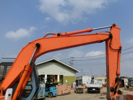 ขายด่วน HITACHI EX120-3  นำเข้าจากญี่ปุ่นยังไม่เคยใช้งานในไทย สภาพสวย เครื่องปั้มดี ไฟฟ้าครบ