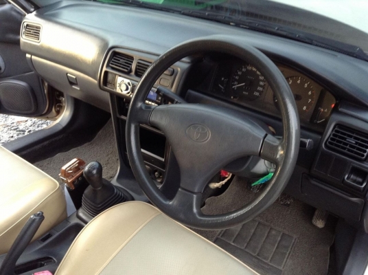 ขายรถเก๋งโคโลล่า111 ปี96 รถบ้านใช้เอง พวงมาลัยพาวเวอร์ ไฟฟ้า เครื่องหัวฉีด ติดฟิมรอบคัน เกียร์ธรรมดา ราคาต่อรองได้