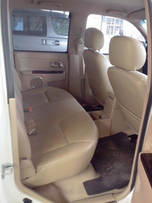 ขายรถIsuzu 4 ประตู รถบ้านวิ่งน้อยแค่ 30000 กว่าโลเอง ขายรถIsuzu 4 ประตู รถบ้านวิ่งน้อยแค่ 30000 กว่าโลเอง