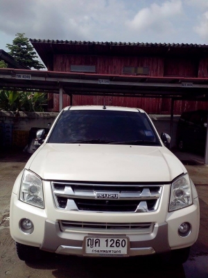 ขายรถIsuzu 4 ประตู รถบ้านวิ่งน้อยแค่ 30000 กว่าโลเอง ขายรถIsuzu 4 ประตู รถบ้านวิ่งน้อยแค่ 30000 กว่าโลเอง