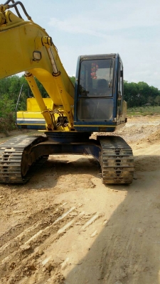 ขายรถแบคโฮ KOBELCO sk200-3รถสวยพร้อมใช้ ขายรถแบคโฮ KOBELCO sk200-3รถสวยพร้อมใช้