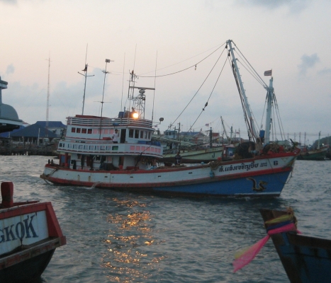 ขายเรือประมงลากคู่(เจ้าของขายเอง)