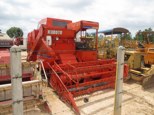 รถเกี่ยวนวดข้าว คูโบต้า 60แรงม้า รถมือสองญี่ปุ่น พร้อมใช้งาน รถเกี่ยวนวดข้าว คูโบต้า 60แรงม้า รถมือสองญี่ปุ่น พร้อมใช้งาน