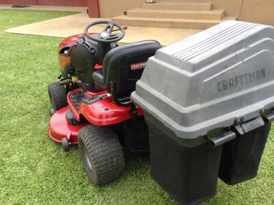 ขายรถตัดหญ้านั่งขับ คราฟท์แมน CRAFTSMAN