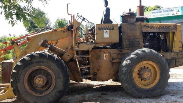 รถตัก KOMATSU JH63 JH60 แพ๊คคู่ แพ๊คประหยัด รับประกันการใช้งานดี