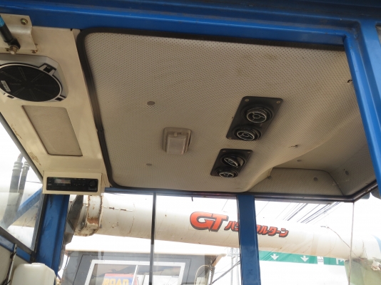 รถเกี่ยวนวดข้าว Iseki 75แรงม้า เทอร์โบ มีตู้แอร์ รถมืองสองญี่ปุ่น รถเกี่ยวนวดข้าว Iseki 75แรงม้า เทอร์โบ มีตู้แอร์ รถมืองสองญี่ปุ่น