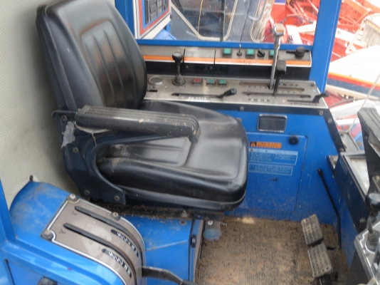 รถเกี่ยวนวดข้าว Iseki 75แรงม้า เทอร์โบ มีตู้แอร์ รถมืองสองญี่ปุ่น รถเกี่ยวนวดข้าว Iseki 75แรงม้า เทอร์โบ มีตู้แอร์ รถมืองสองญี่ปุ่น