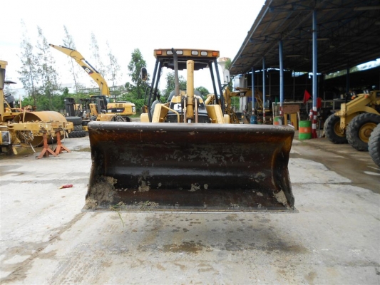 ขายรถหน้าตักหลังขุด CAT420D ปี 2001 ชั่วโมง 4122 ่สนใจติดต่อสอบถามรายละเอียดเพิ่มได้ที 084-8742961  เจี๊ยบค่ะ