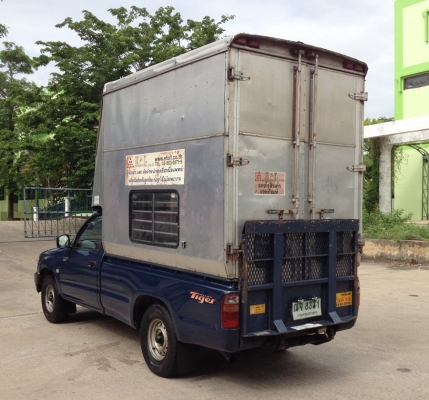 D4D หัวเดี่ยวปี47 รถสวยเดิมๆวิ่งน้อย 082-3816797 D4D หัวเดี่ยวปี47 รถสวยเดิมๆวิ่งน้อย 082-3816797