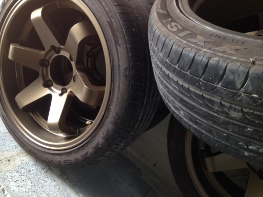 ขายล้อแม็กก้านยก ขอบ 18 แถมยาง 225/45/18