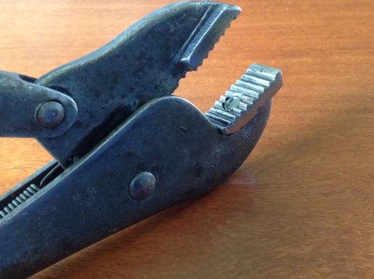 ขายคีมล็อค Petersen Vise Grip Dewitt Nebr.1942 รุ่นแรกๆ (หายาก) ฟันล่างด้านมุมขวามีตำหนิ ขายราคาพิเศษ