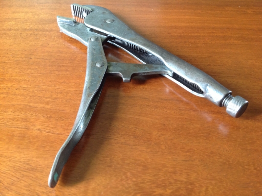 ขายคีมล็อค Petersen Vise Grip Dewitt Nebr.1942 รุ่นแรกๆ (หายาก) ฟันล่างด้านมุมขวามีตำหนิ ขายราคาพิเศษ