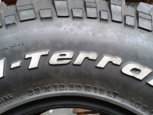 ขายยาง 4x4 BF Goodrich Mud-Terrain T/A 33x12.50 R15 LT ดอกเยอะไม่เคยปะ ใช้ลุยได้เลย