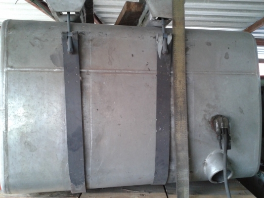 ขายถังน้ำมันอลูมิเนียมของ VOLVO 200ลิตร