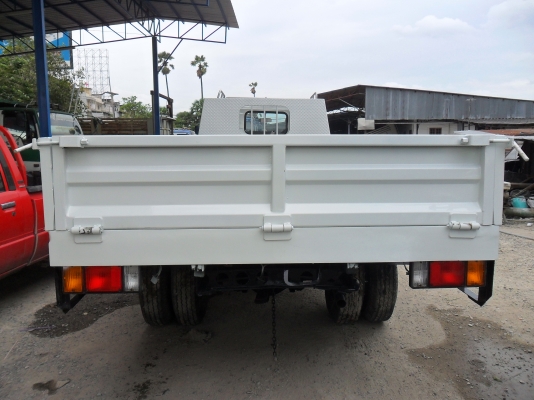 ISUZU 6 ล้อเล็ก รุ่น NKR