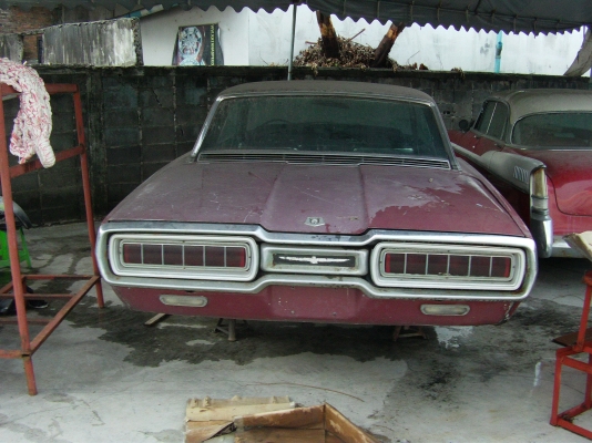 รถอเมริกา แท้ๆ 2ประตู Ford ธันเดอร์เบิด