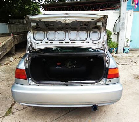 CIVIC EG 4 d ปี 95 เกียร์ออโต้ เครื่อง D15B ติด LPG หัวฉีด ดิสก์เบรค 4 ล้อ กระจกไฟฟ้า ปรับข้างไฟฟ้า เซ็นทรัลล็อค รีโมทกันขโมย ภายในเรียบร้อย ภาษีไม่ขาด ราคา 79,000 บาท   โทร.0896878976 โอ๋  id line : charnpreecha