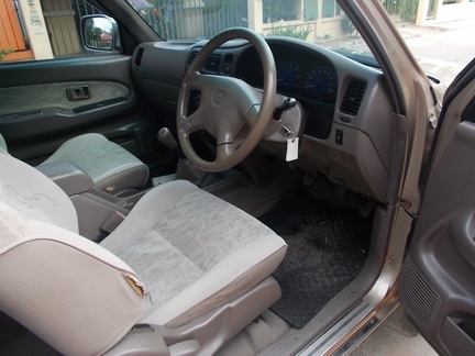 ขาย Tiger D4D CAB 2.5 G ABS,AIRBAG ปี 46 ขาย Tiger D4D CAB 2.5 G ABS,AIRBAG ปี 46