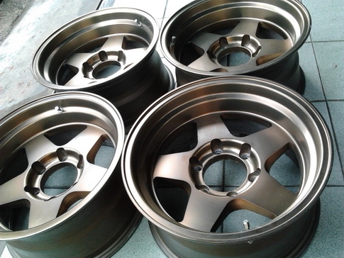 ล้อแบรดเลย์ ขอบ 16 Lenso ออฟ -20 สีชา สภาพใหม่ ล้อแบรดเลย์ ขอบ 16 Lenso ออฟ -20 สีชา สภาพใหม่