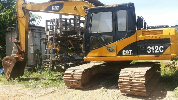 ขาย CAT312 V2 เล่มทะเบียนพร้อม  ติดต่อได้ที่คุณ อ๊อฟ พิจิตร 086-737-9991
