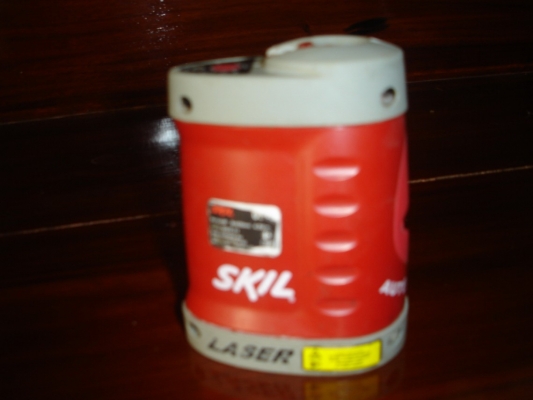 เครื่องวัดระดับเลเซอร์ 2ระดับ 10m. SKIL 0515