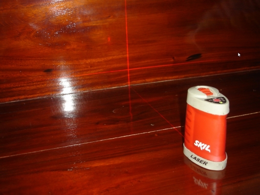 เครื่องวัดระดับเลเซอร์ 2ระดับ 10m. SKIL 0515