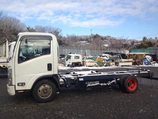 รถ NPR รุ่นใหม่ล่าสุด แก๊สNGVแท้ มี3คัน