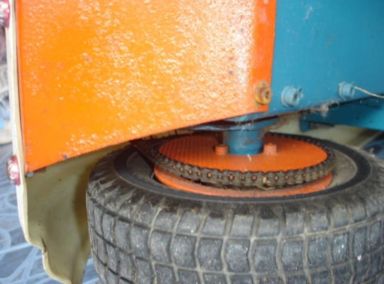 ขายรถไฟฟ้า3ล้อ 36v พร้อมที่ชาร์ตไฟฟ้า