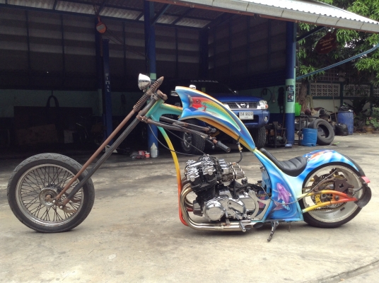 ธารนนทบุรี//ขาย ยิงเฟรม เครื่อง cb750 ทะเบียนแท้ครับ