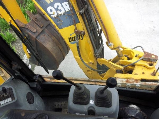 WB93R # KMTWB014C77F52148 : รถตักหน้า ขุดหลัง komatsu by kung0813062283