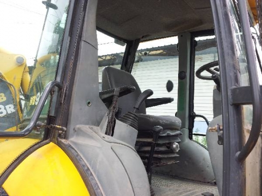 WB93R # KMTWB014C77F52148 : รถตักหน้า ขุดหลัง komatsu by kung0813062283