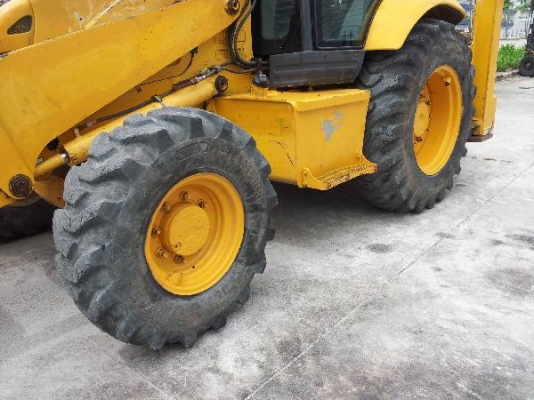 WB93R # KMTWB014C77F52148 : รถตักหน้า ขุดหลัง komatsu by kung0813062283