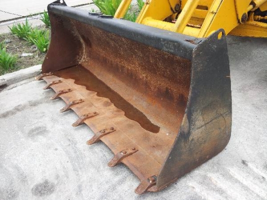 WB93R # KMTWB014C77F52148 : รถตักหน้า ขุดหลัง komatsu by kung0813062283