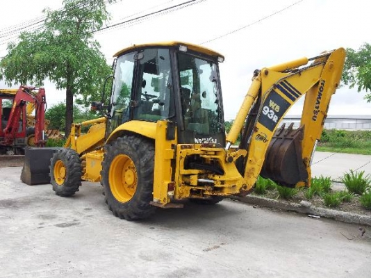 WB93R # KMTWB014C77F52148 : รถตักหน้า ขุดหลัง komatsu by kung0813062283