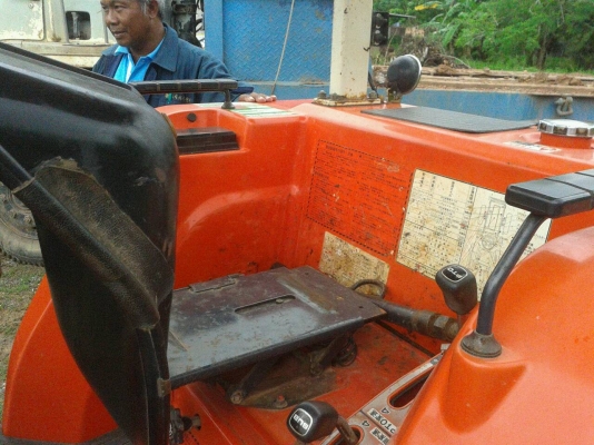 ขายรถไถ HINOMOTO N279 เครื่อง3สูบ 2เพลา 27แรง พวงมาลัยพาวเวอร์