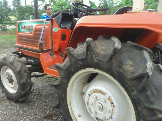 ขายรถไถ HINOMOTO N279 เครื่อง3สูบ 2เพลา 27แรง พวงมาลัยพาวเวอร์