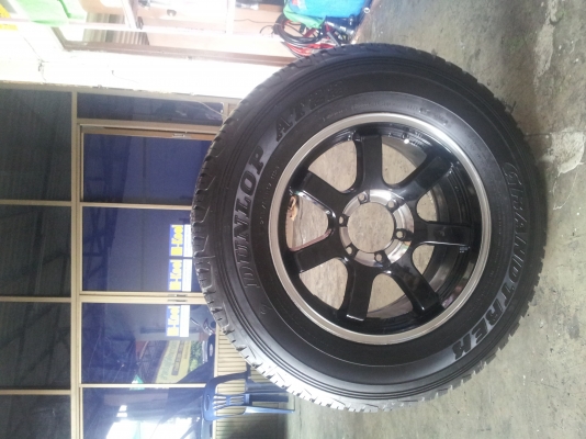 ขายแม็กซ์ 17นิ้ว พร้อมยาง 265/65R17