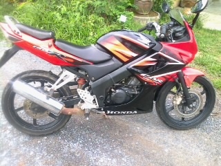 CBR150 รถบ้าน สวยสวยเดิมเดิม เครือ่งแห้งแห้ง เล่มพร้อมเอกสารครบ พร้อมใช้งาน ภาษีดี