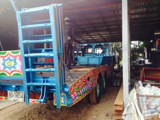 เทเลอร์รถเกี่ยวข้าวครับ hino fl177