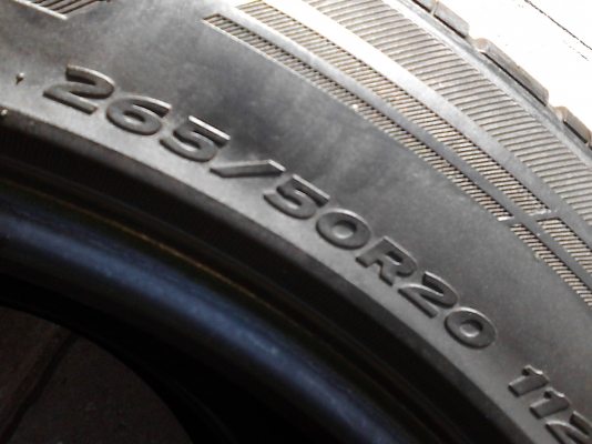 265/50R20 AURORA RADIAL RH08 มี 2 เส้น ( ขายถูก ) TEL.081-427-3941 265/50R20 AURORA RADIAL RH08 มี 2 เส้น ( ขายถูก ) TEL.081-427-3941