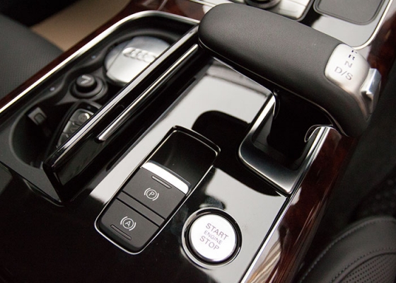 ขาย AUDI A8L HYBRID 2014