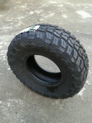 ขายKOMHO KL71 ขนาด 33x12.5R15 ของใหม่ ขายKOMHO KL71 ขนาด 33x12.5R15 ของใหม่