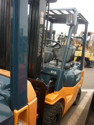 ขายฟอร์คลิฟต์ TOYOTA 7FD15 ( SPECS JAPAN ) ดีเซล , เสา 3 ท่อน สูง 6 M, เกียร์ MT ( รับประกันเครื่องยนต์และระบบ 6 เดือน ) สภาพพร้อมใช้งาน ++ เดิมแท้จากญี่ปุ่น สีเดิมและตัวถังสภาพเดิมจากญี่ปุ่น ขายฟอร์คลิฟต์ TOYOTA 7FD15 ( SPECS JAPAN ) ดีเซล , เสา 3 ท่อน สูง 6 M, เกียร์ MT ( รับประกันเครื่องยนต์และระบบ 6 เดือน ) สภาพพร้อมใช้งาน ++ เดิมแท้จากญี่ปุ่น สีเดิมและตัวถังสภาพเดิมจากญี่ปุ่น
