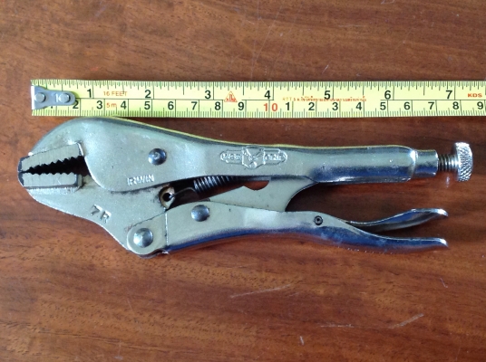 ขายคีมล็อค IRWIN 7R ผลิตที่เมกา จะมีปั้มที่ด้ามปลดล็อคชัดเจน รุ่นหลังๆ ไม่ได้ผลิตที่เมกาไม่มีปั้ม