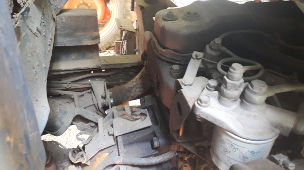 ISUZU NPR จัดไฟแนนซ์ได้ 300,000 บาทคะ ขายกลางอากาศไป เพชรบุรีคะ