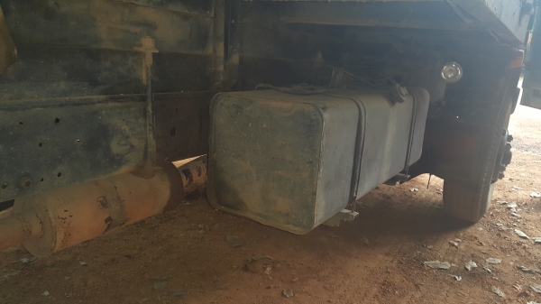 ISUZU NPR จัดไฟแนนซ์ได้ 300,000 บาทคะ ขายกลางอากาศไป เพชรบุรีคะ