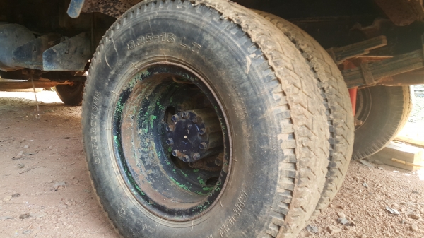 ISUZU NPR จัดไฟแนนซ์ได้ 300,000 บาทคะ ขายกลางอากาศไป เพชรบุรีคะ