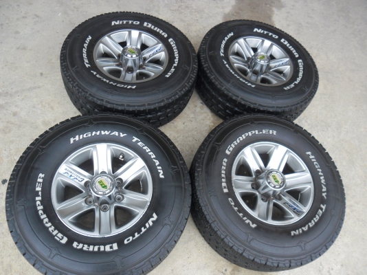 max yashiyoda 15x7.5 + nitto 31x10.5r15 ดอกเต็ม 1 cm.ทั้งชุด 12000 บาท