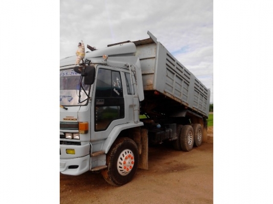 10ล้อดั้มพ์ ISUZU ROCKY 240แรงม้าวางโบว์เป็น260 คัทซีสวย เครื่องแห้งดี 087-2976734